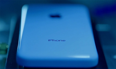 揭秘：iPhone5C的塑料外壳是怎么生产的？